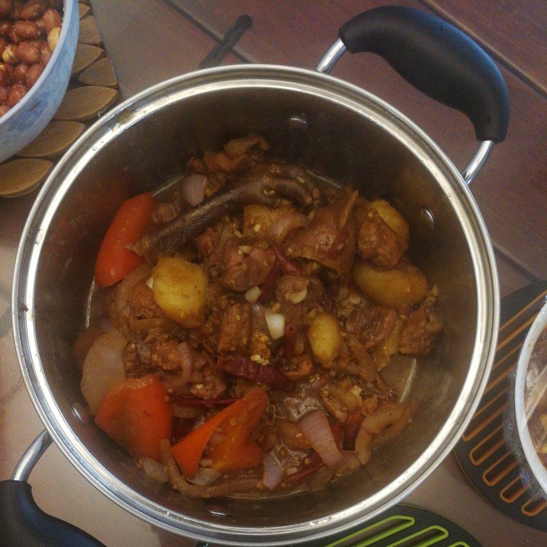 新疆沙湾大盘鸡