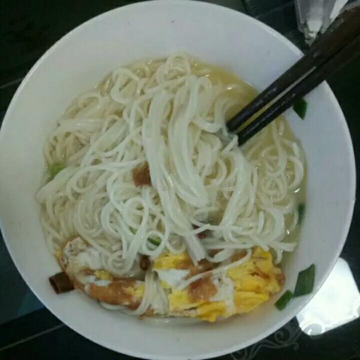 一碗热汤面