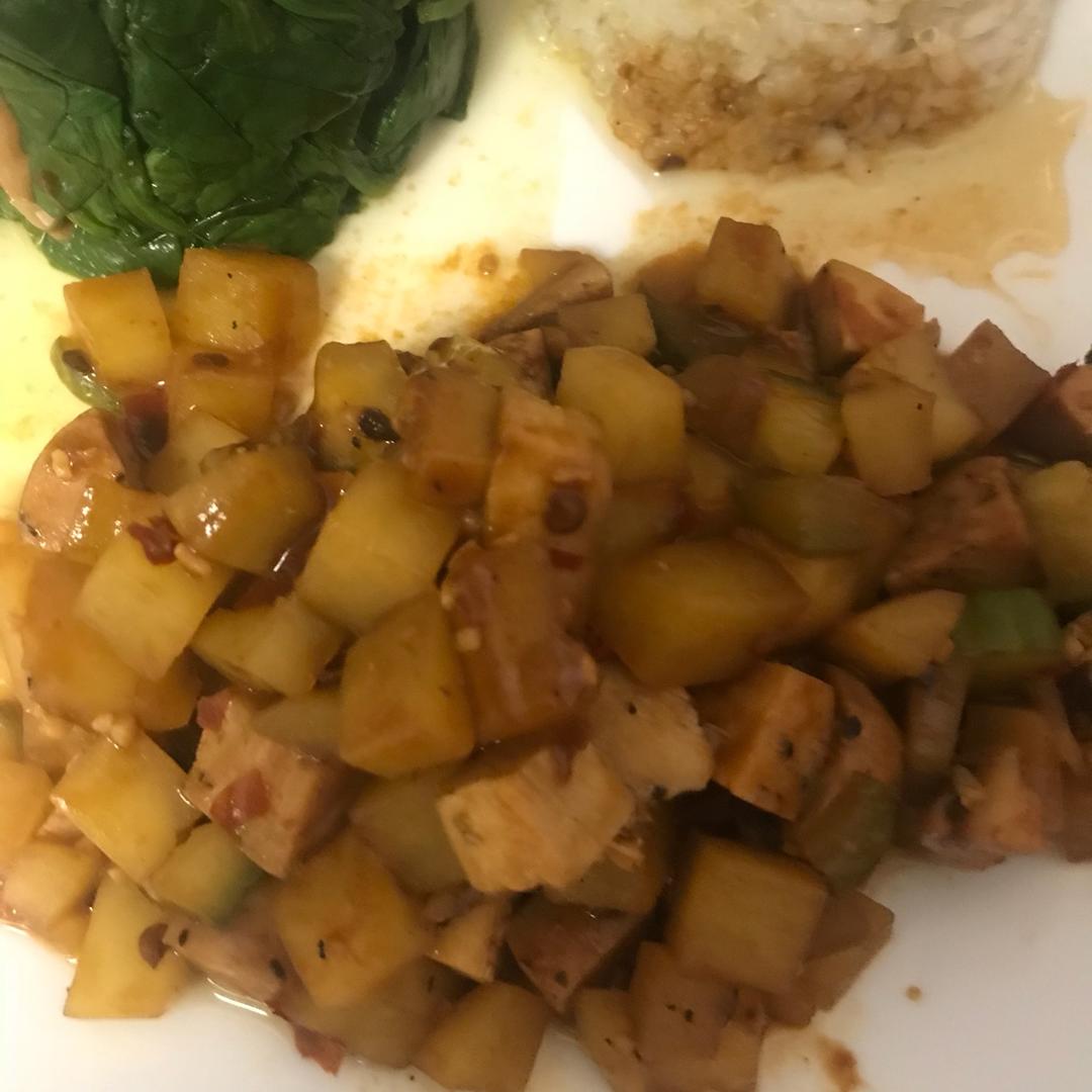 酱爆肉丁（简单快手下饭）