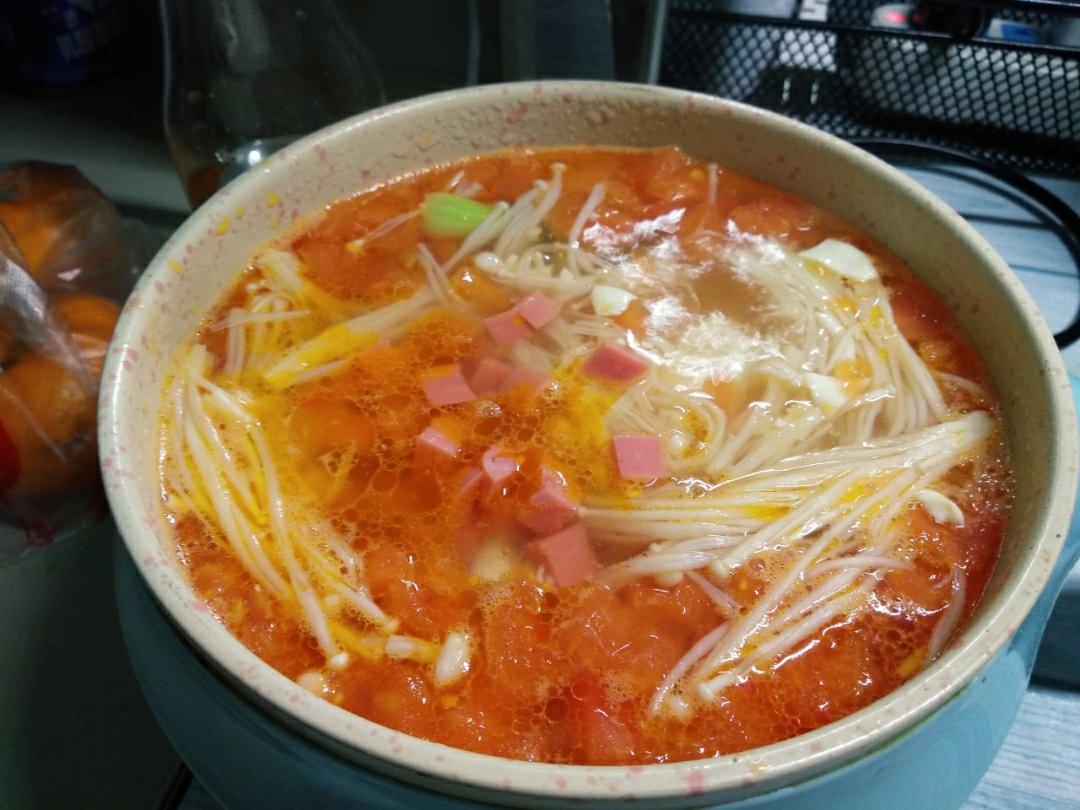 番茄金针菇豆腐汤