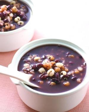 薏仁红豆瘦身祛湿汤的做法 步骤3