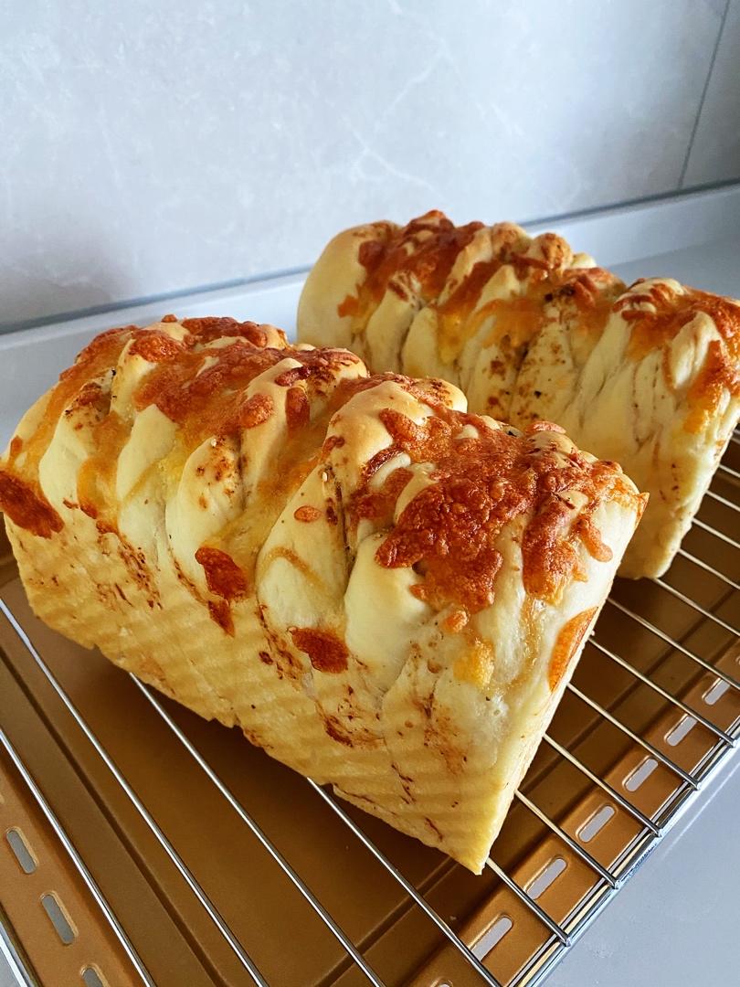 肉松马苏里拉吐司