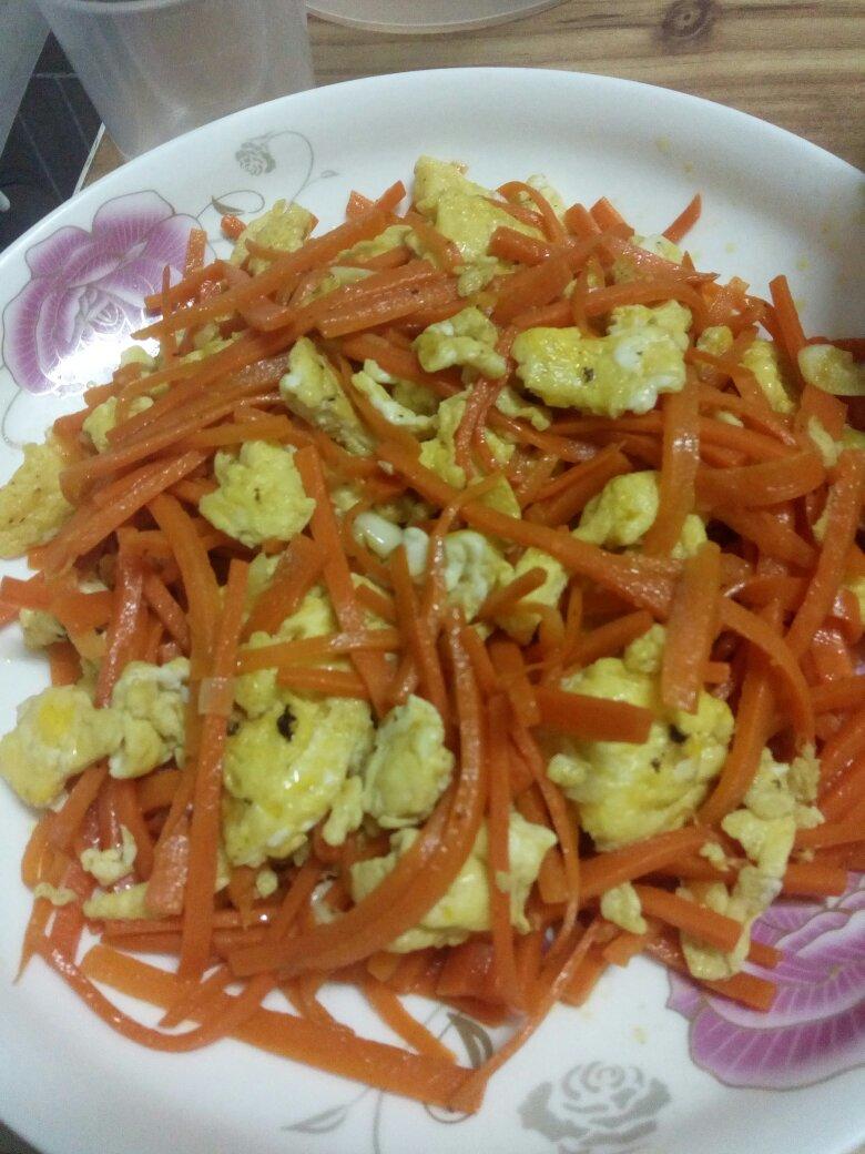 胡萝卜炒鸡蛋
