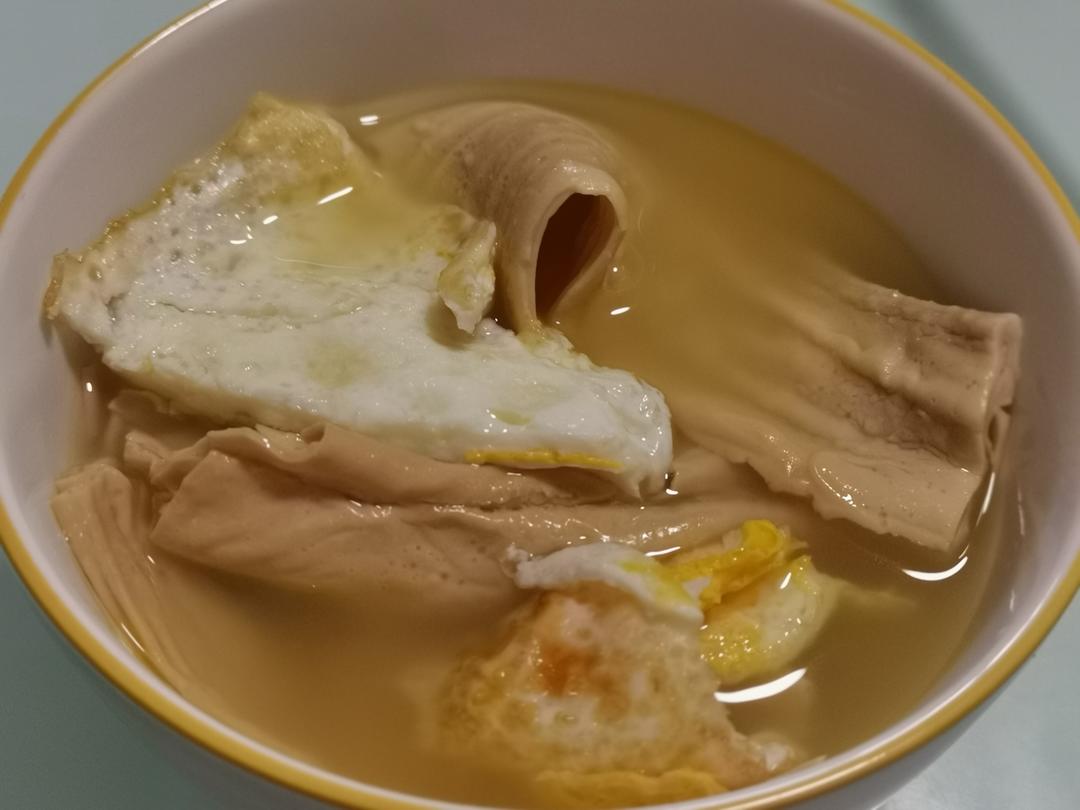 鸡蛋腐竹汤