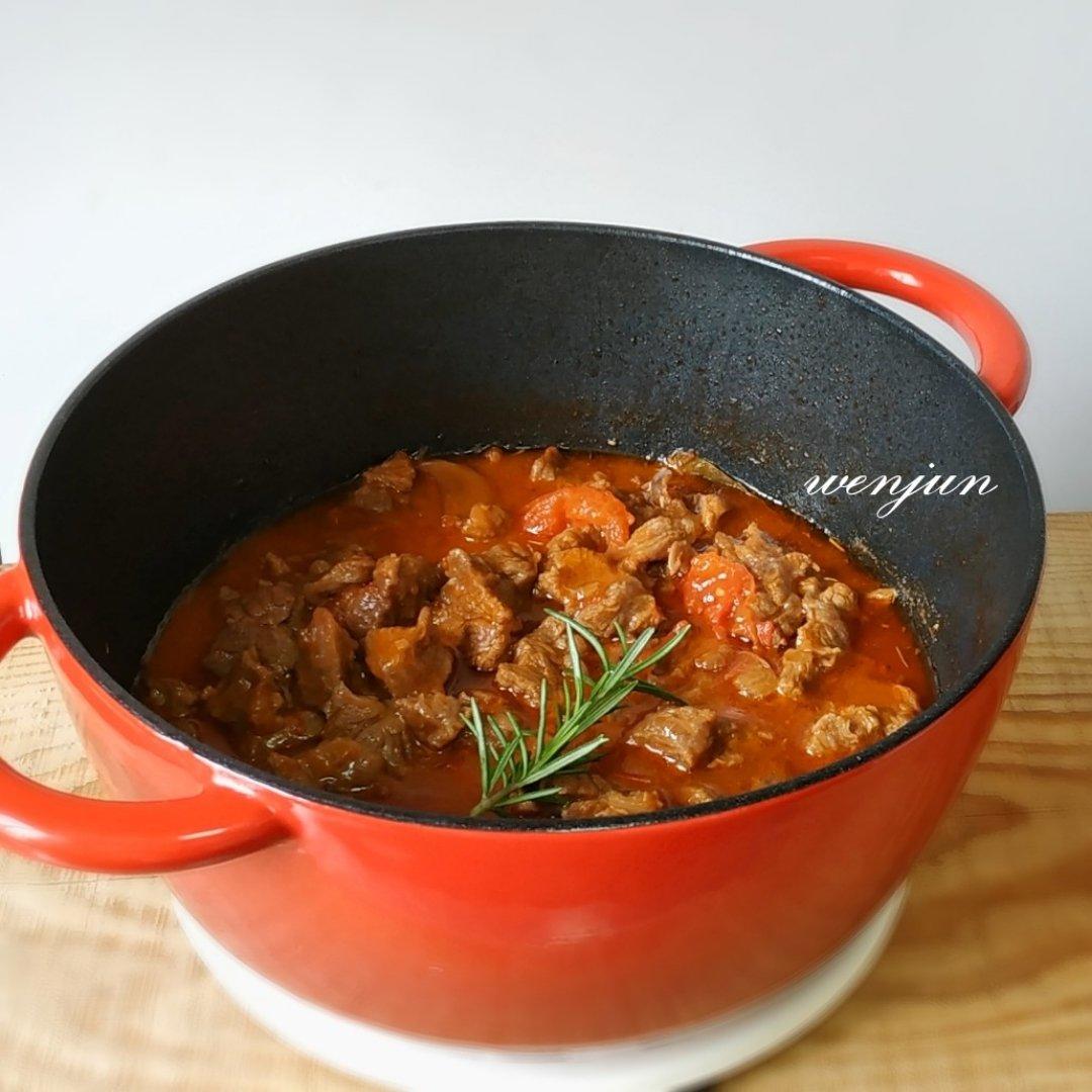 番茄炖牛肉