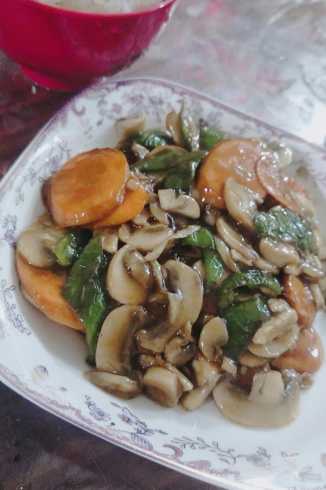 “鲜”美的简单快手菜——素炒鲜口蘑