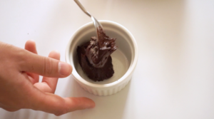 【生酮】巧克力熔岩蛋糕的做法 步骤4