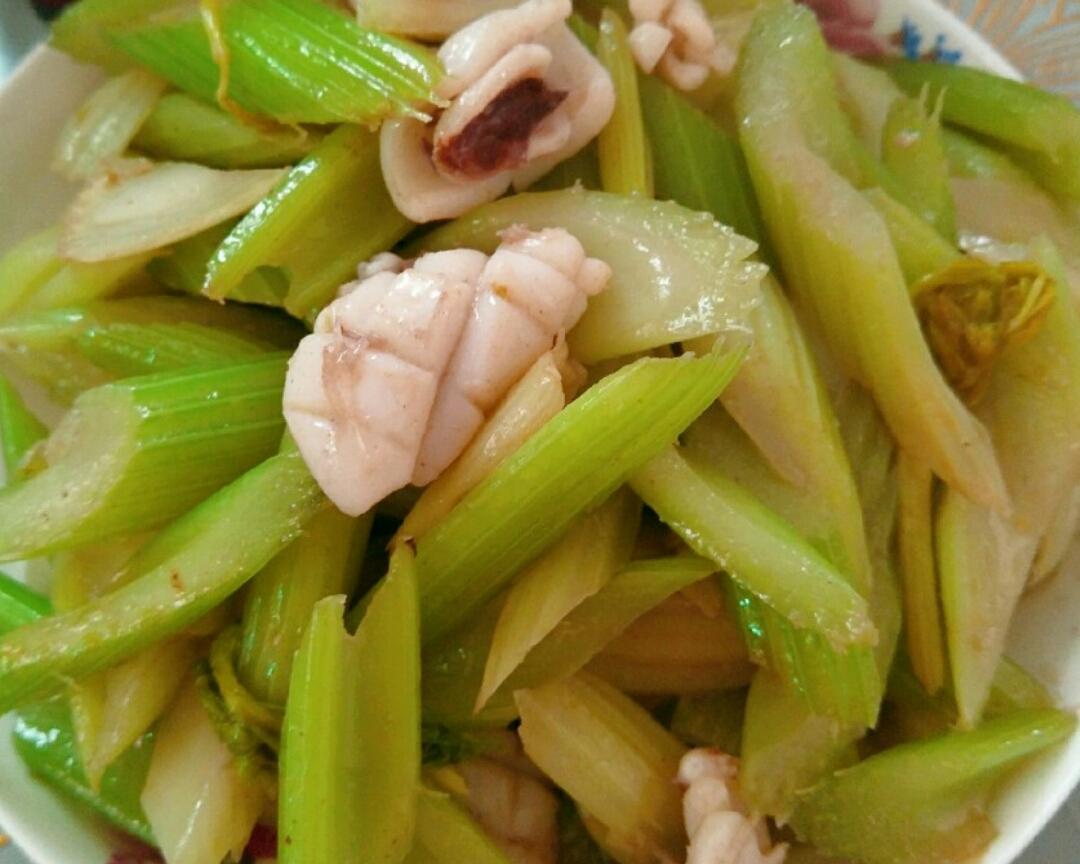 芹菜鱿鱼🌵不会炒菜的人也一看就会