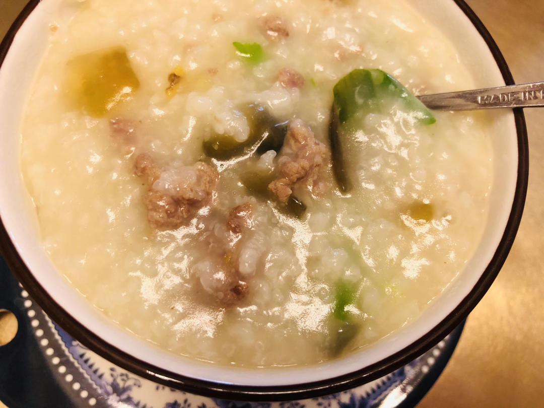 皮蛋瘦肉粥