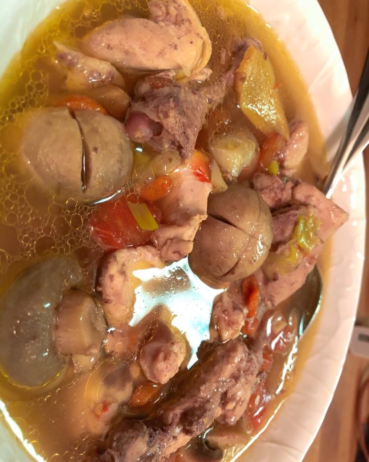 电饭锅版香菇炖鸡腿（少油）