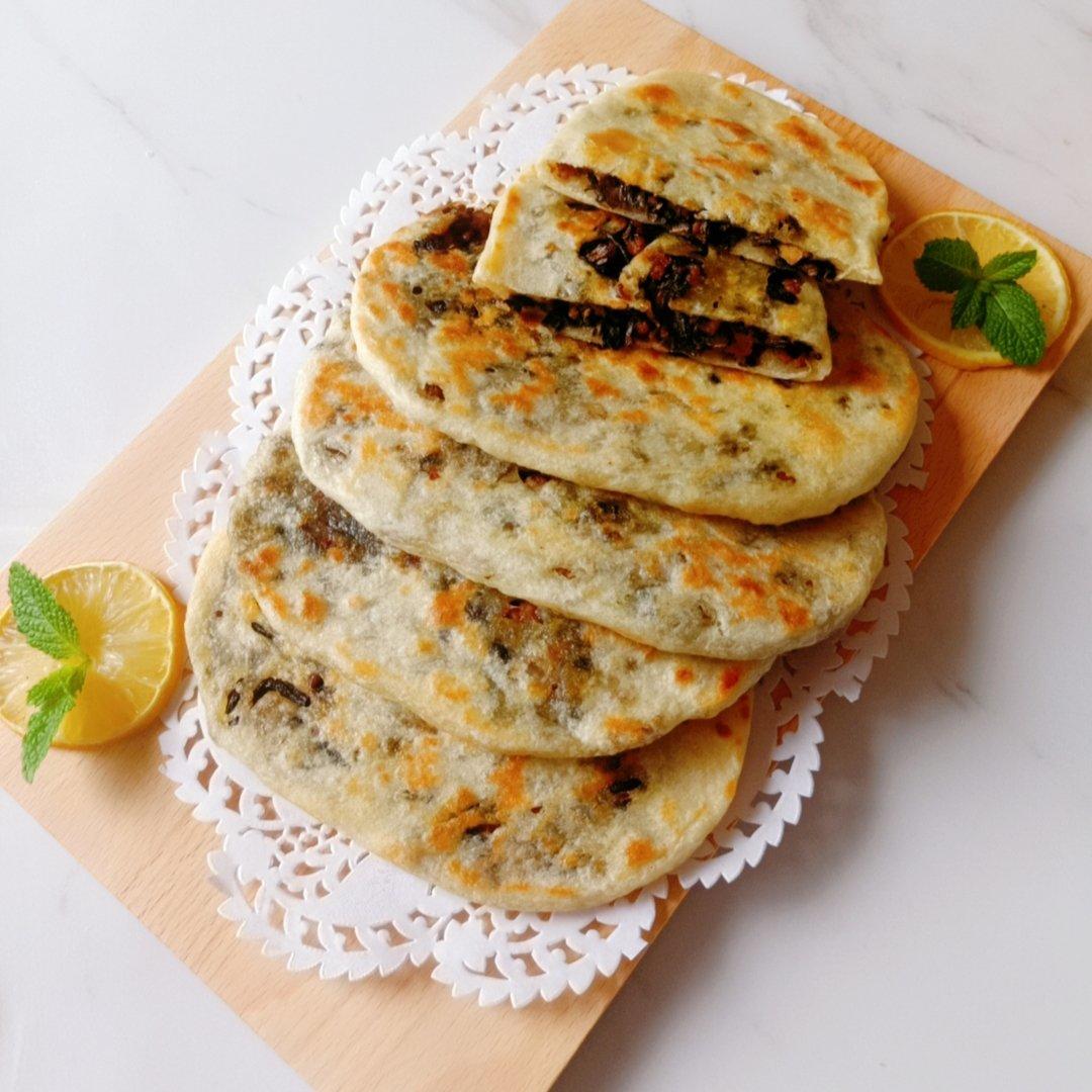 毕然然做的梅干菜馅饼