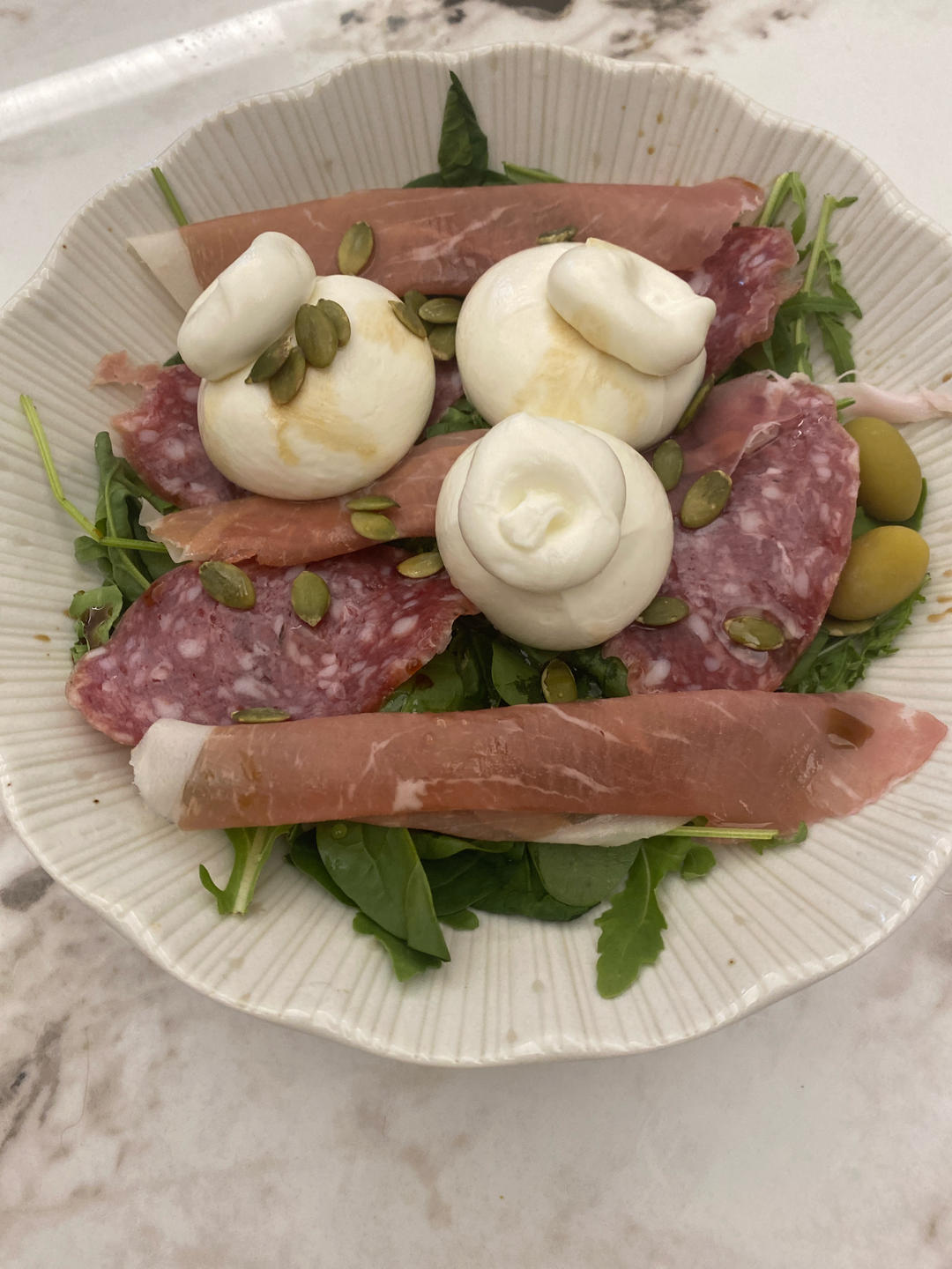 【蝶厨房】Amentari布拉塔沙拉burrata salad复刻