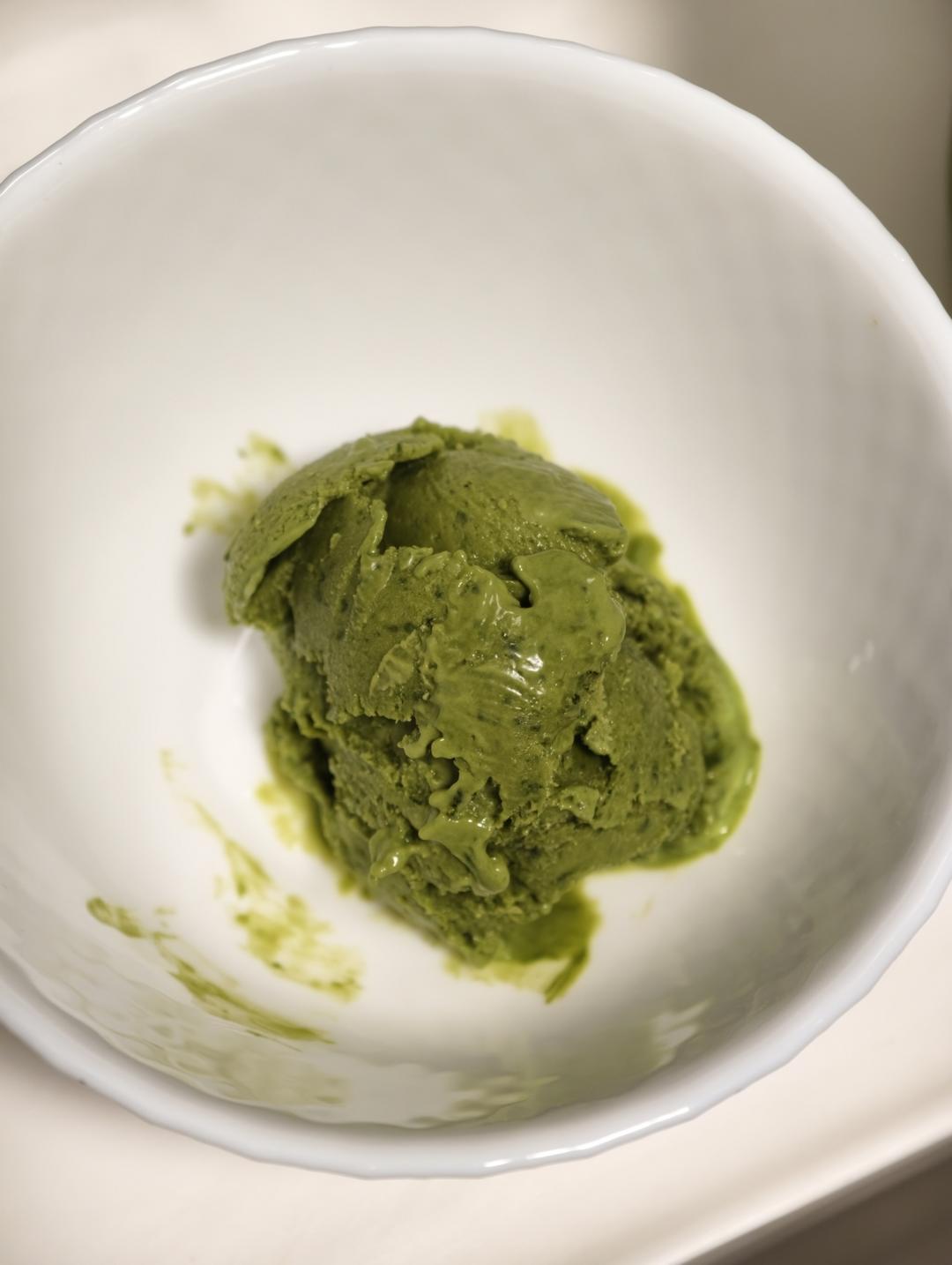 浓醇抹茶冰淇淋