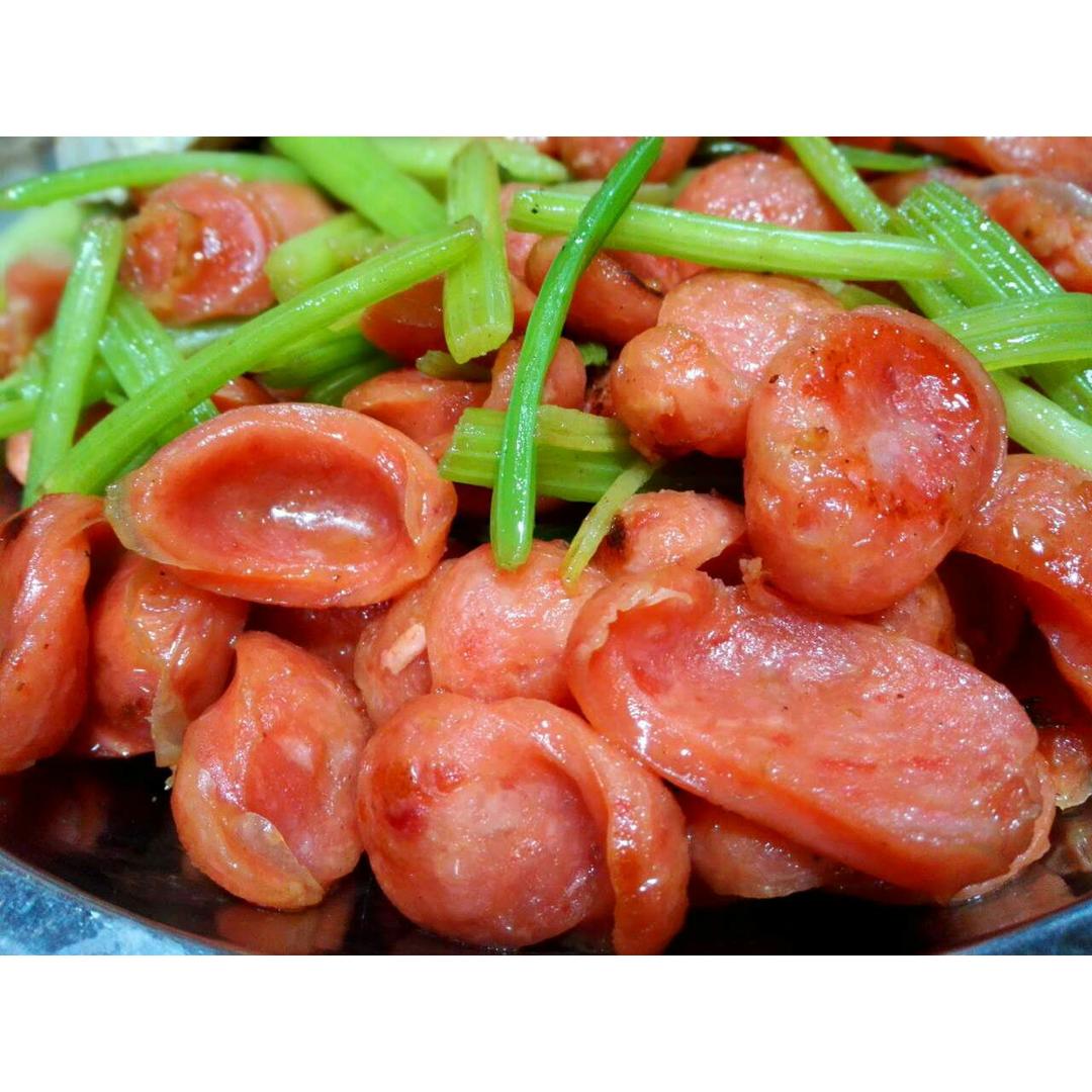 armybomb做的香芹炒热狗