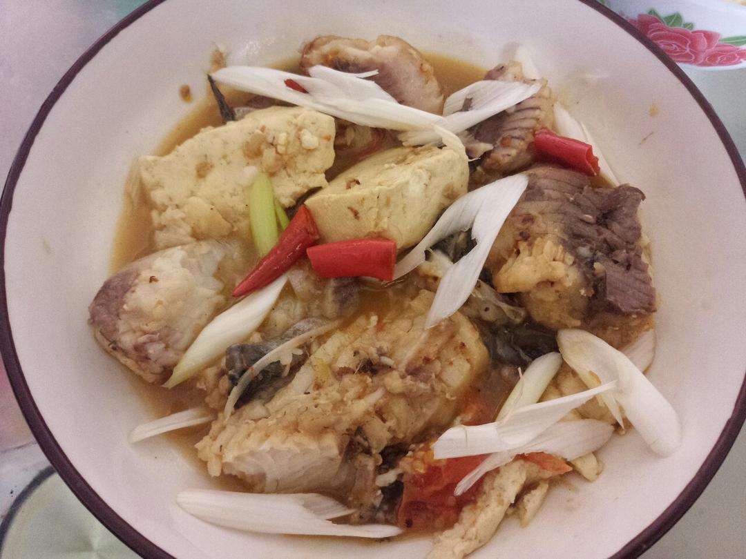 豆腐焖鱼