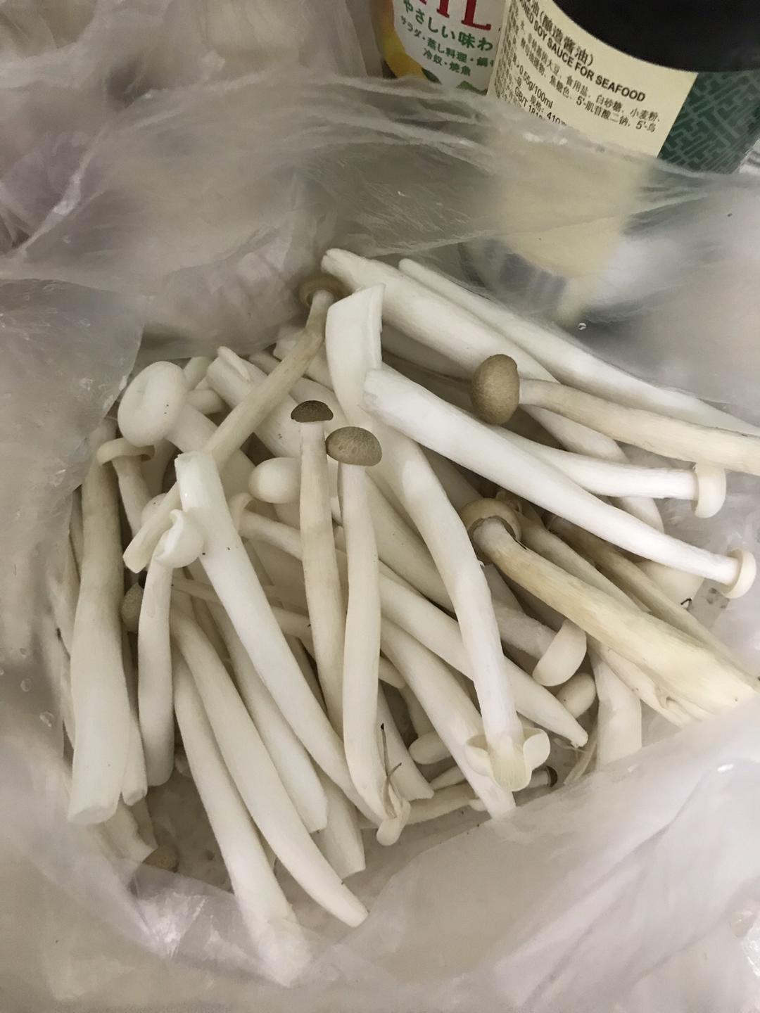 减脂菌菇豆腐汤的做法 步骤2