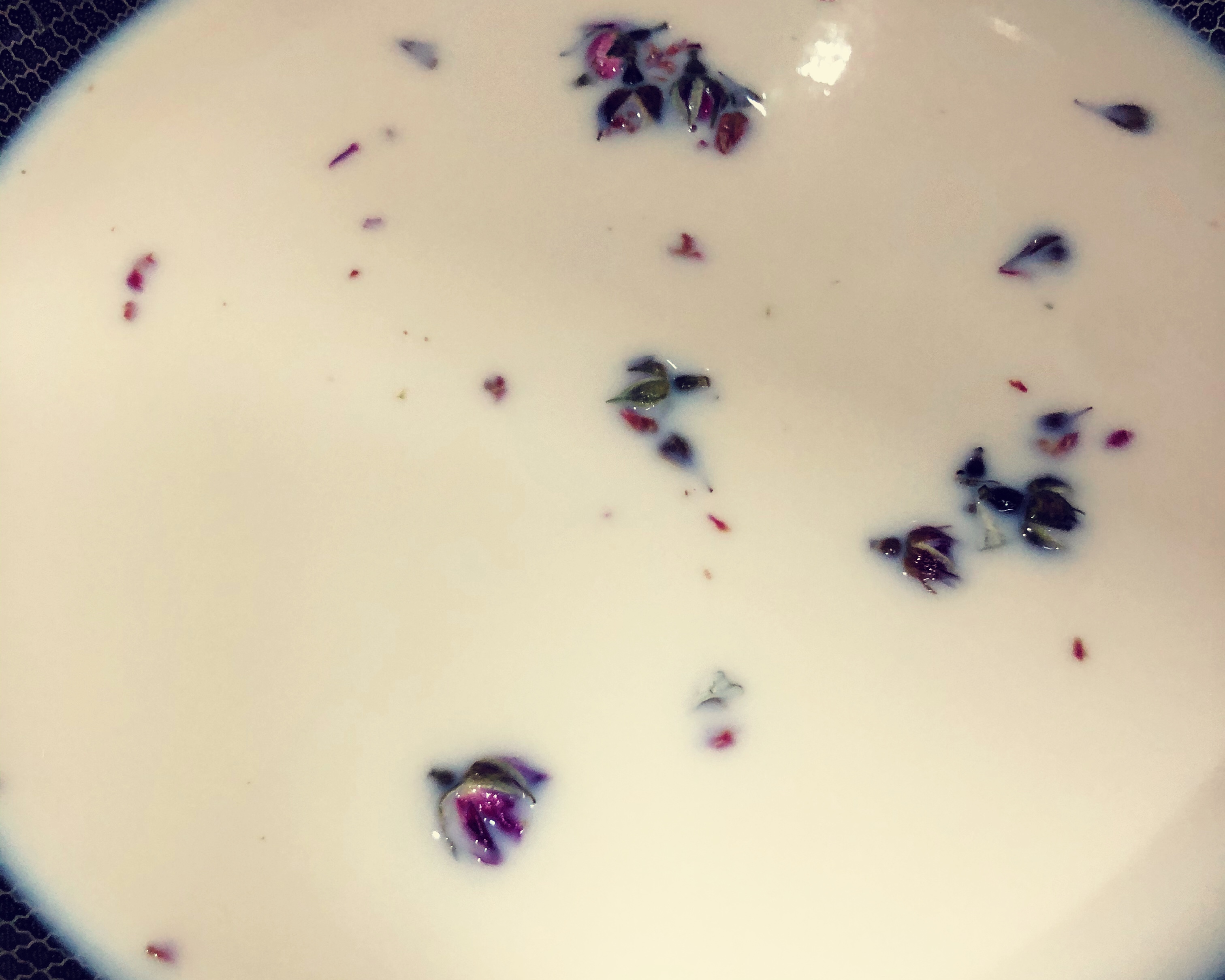 小王子的玫瑰🌹 玫瑰奶茶的做法 步骤3