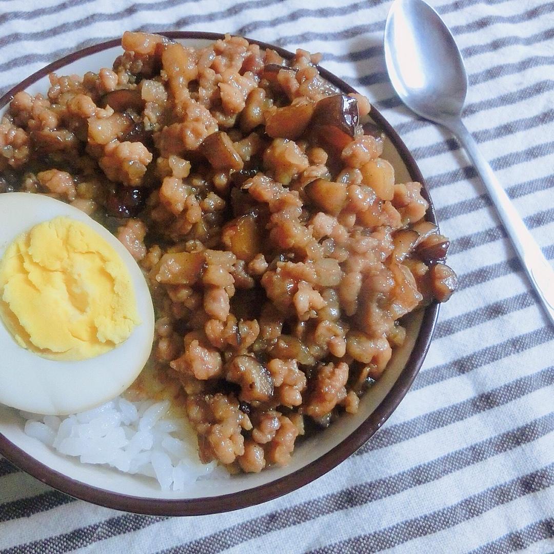 台湾肉燥饭