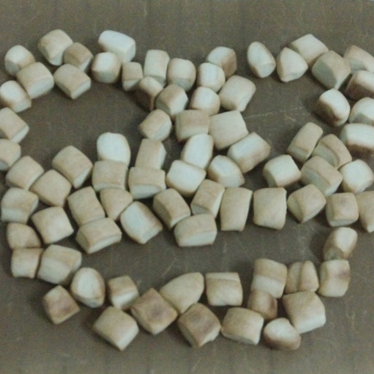 小石头饼干。