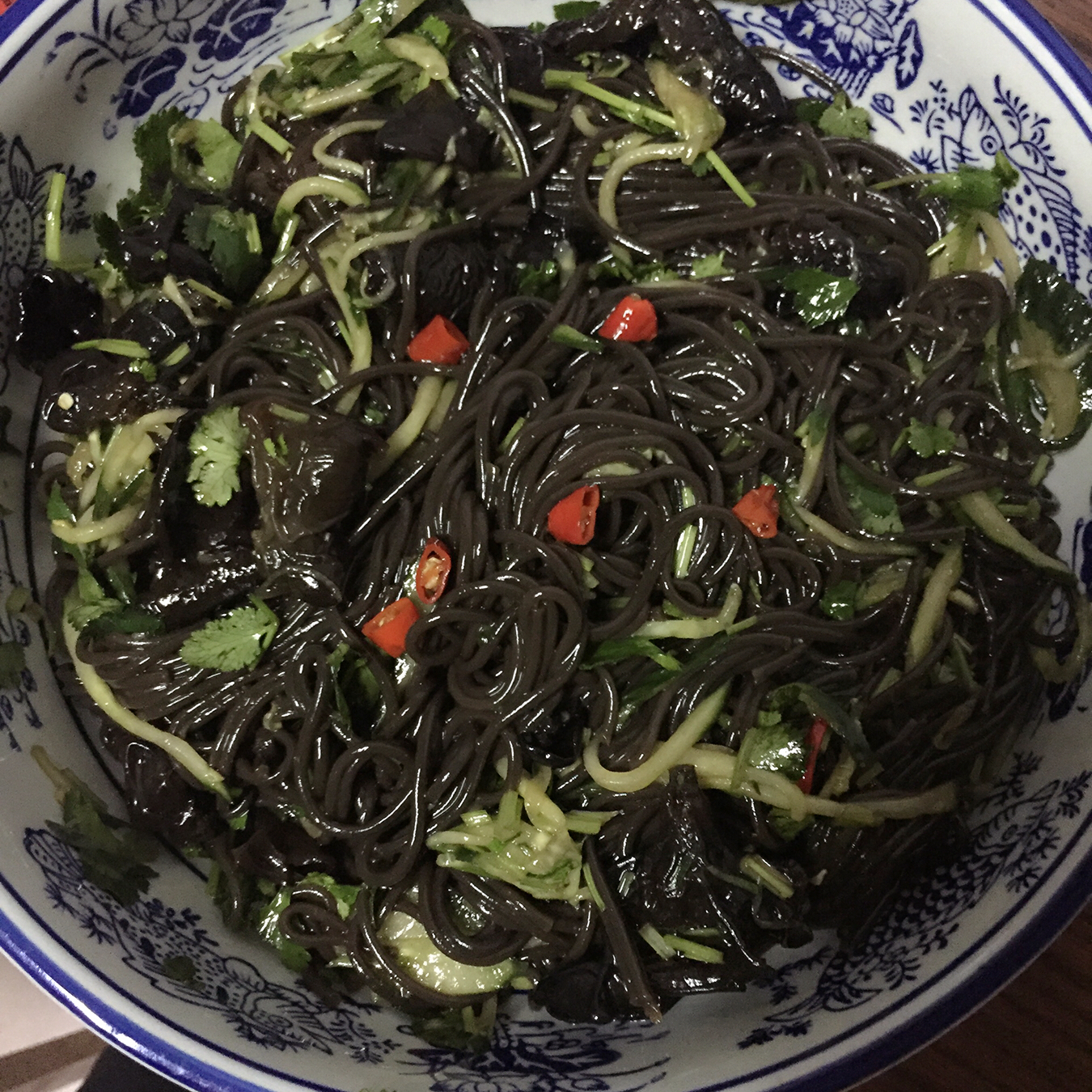 凉拌厥根粉丝