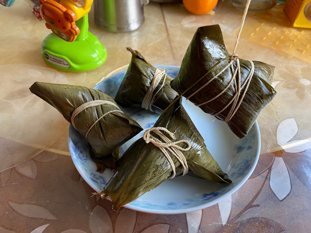 妈咪的♥️私房秘制咸蛋黄肉粽