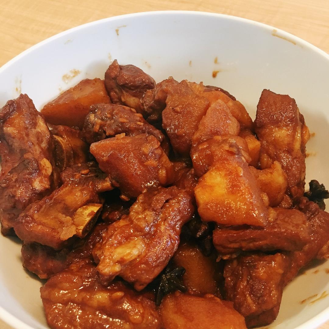 红烧排骨土豆