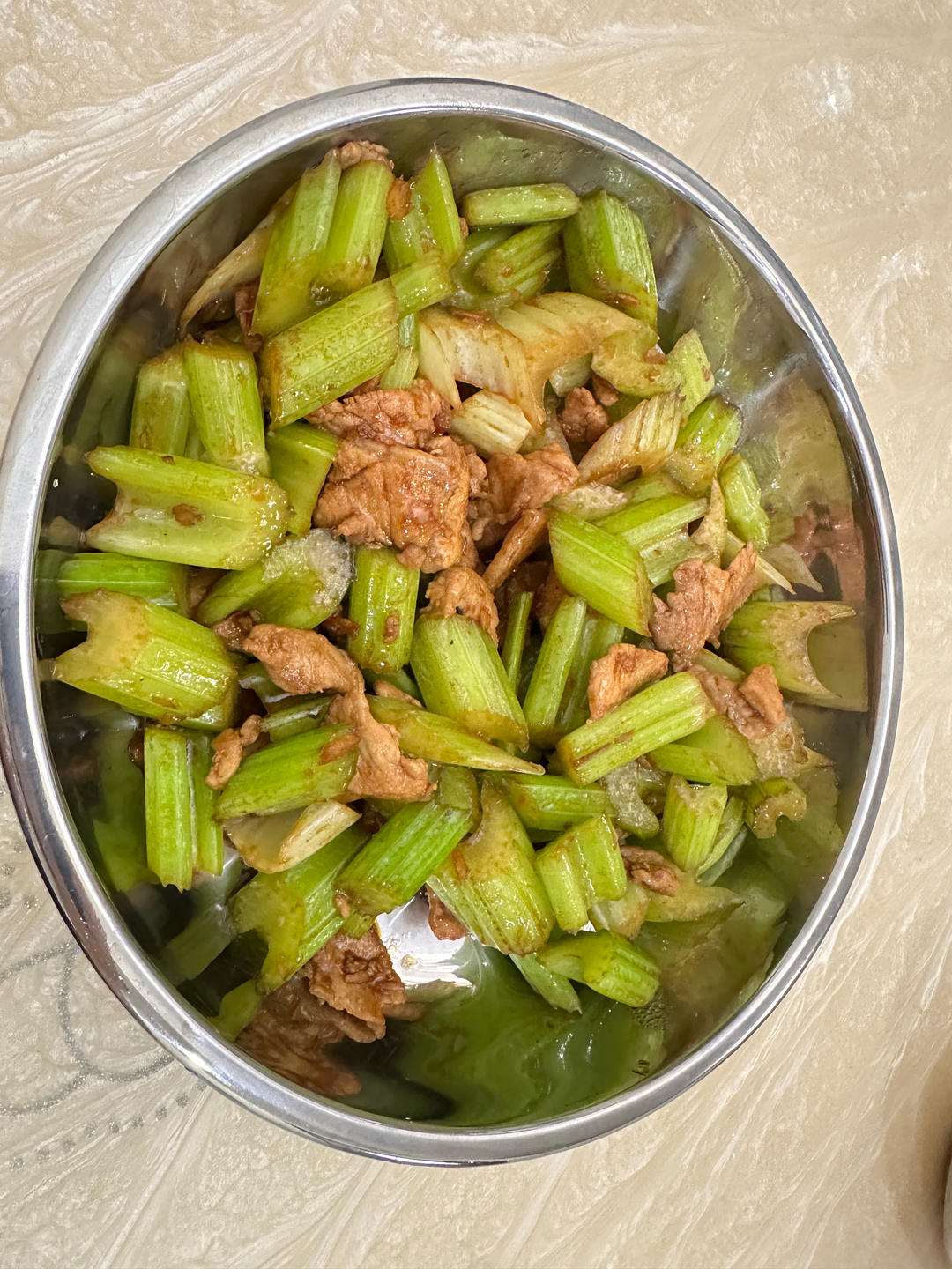 芹菜炒肉