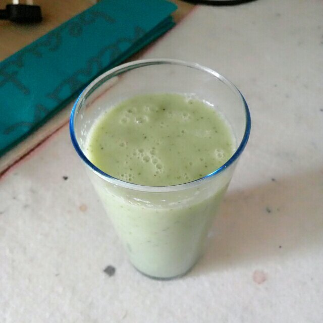 混合果蔬酸奶·绿的做法