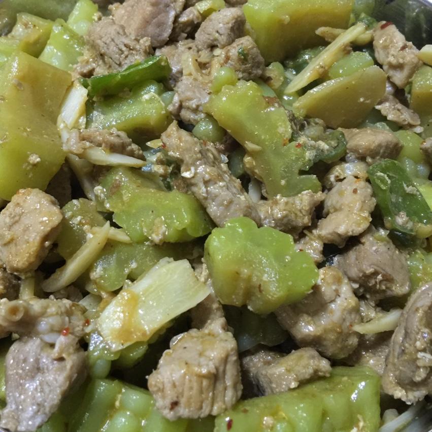 不上火  味浓开胃的苦瓜烧肉