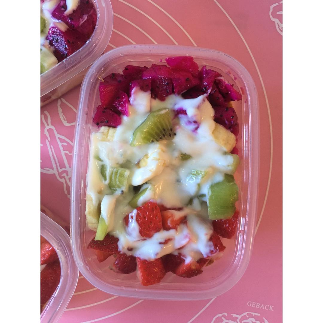 简单快手的便当饭盒水果盒子蛋糕