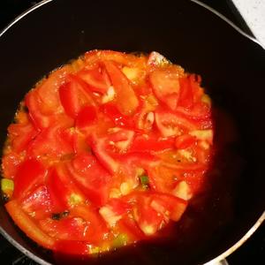 甜菜根番茄豆腐汤的做法 步骤3