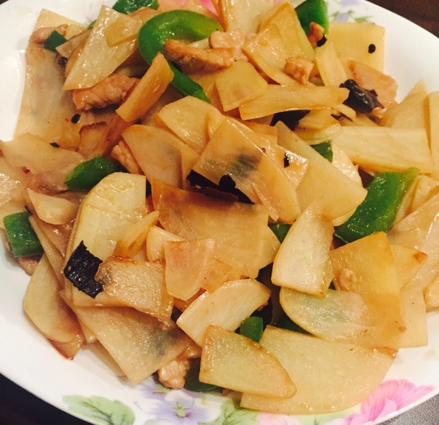 土豆青椒炒肉片