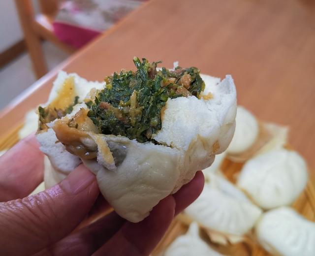 好吃的野菜肉包子的做法