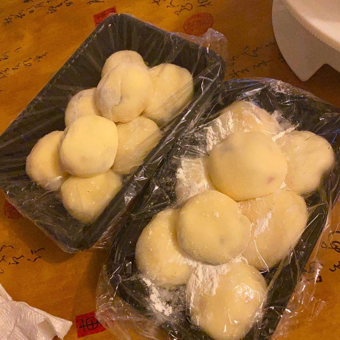 腹黑白胖子——奥利奥雪媚娘