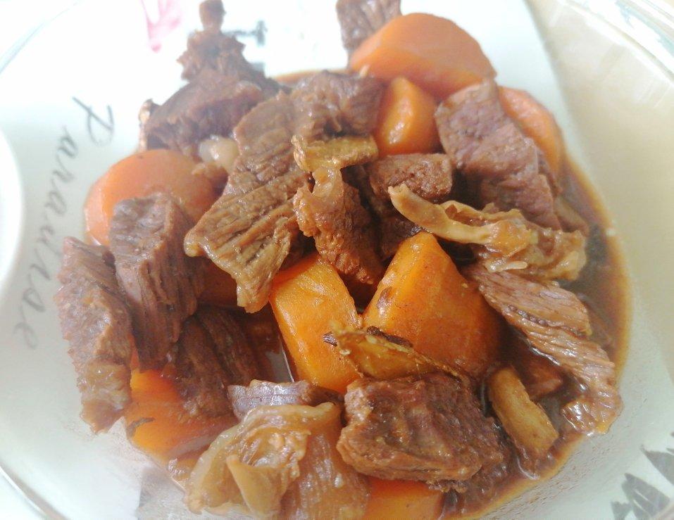 广式焖牛腩