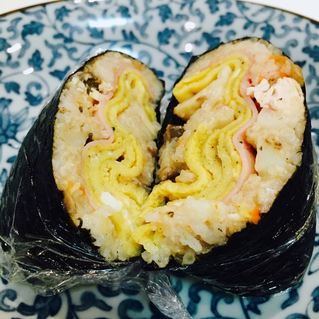 不用捏的饭团(おにぎらず)