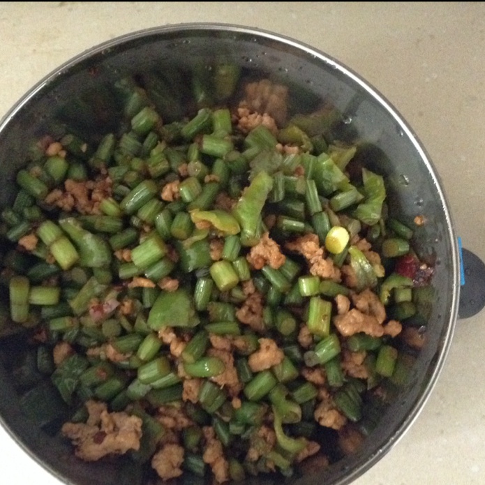 下饭菜～蒜苔肉末