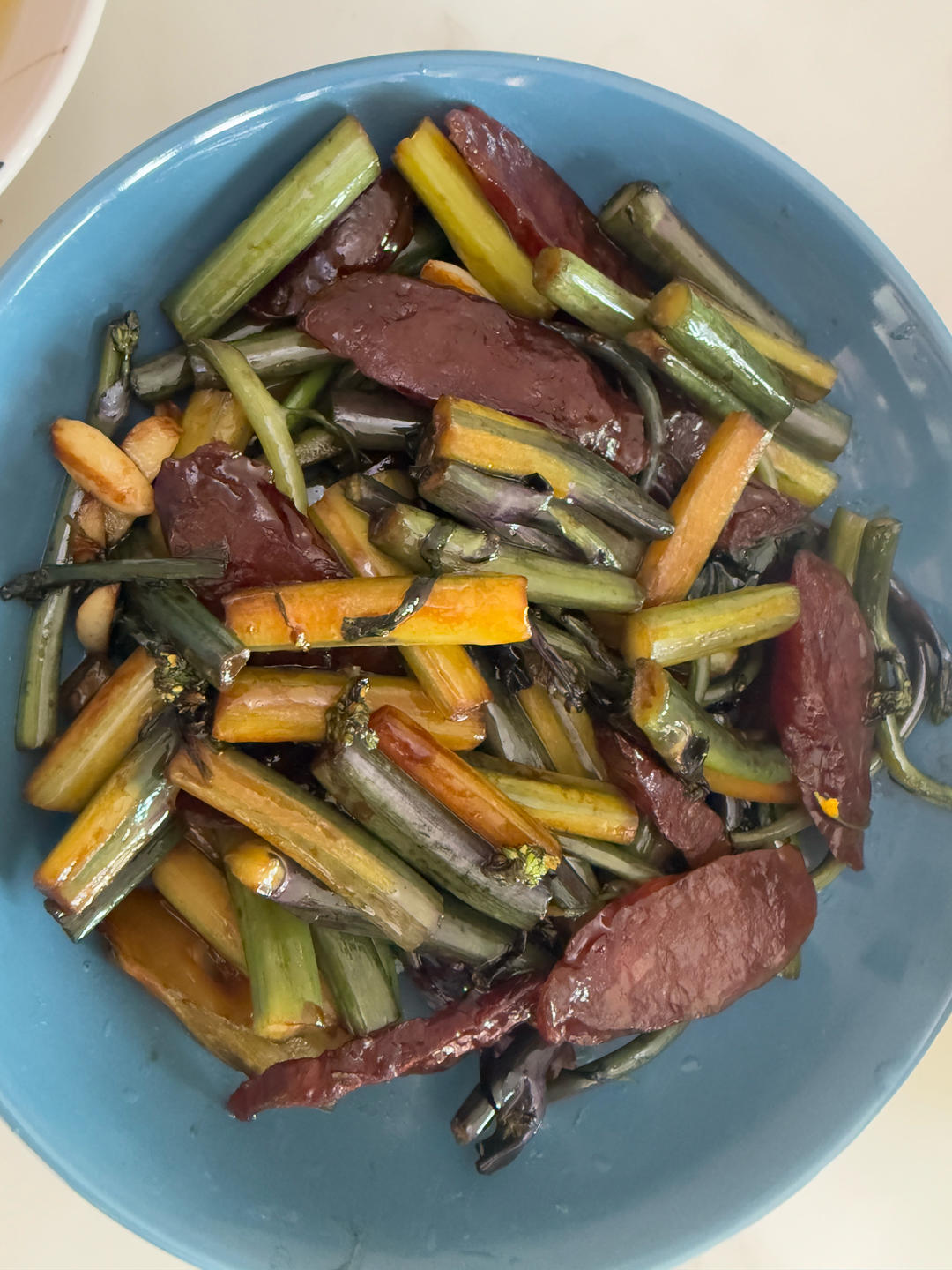 腊肠炒红菜苔