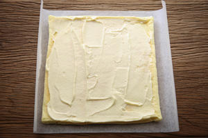 卡仕达奶油蛋糕卷【北鼎烤箱菜谱】的做法 步骤16