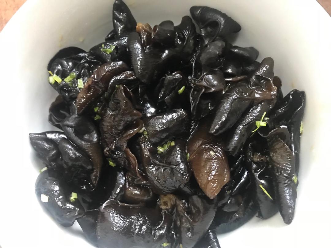 凉拌黑木耳