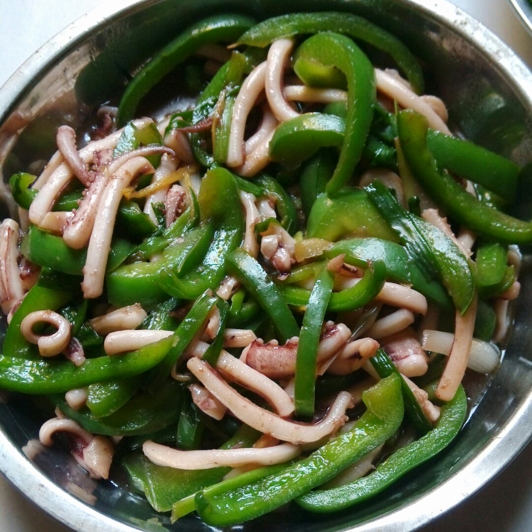 青椒墨鱼
