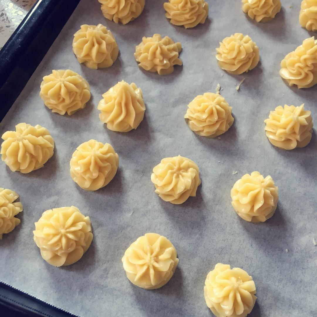 零失败、酥得掉渣的原味曲奇。