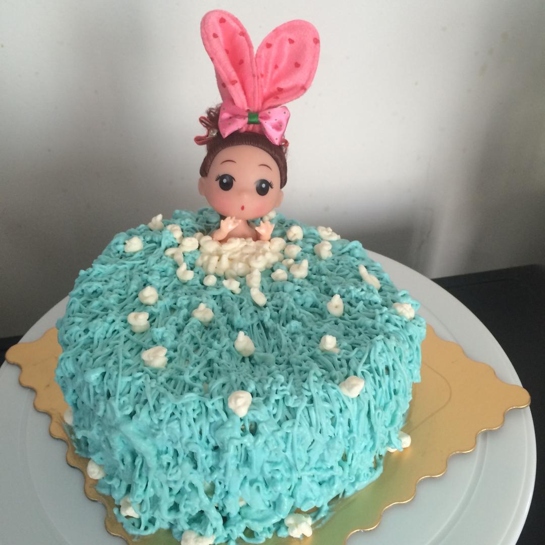 详细步骤制作泡泡浴娃娃蛋糕