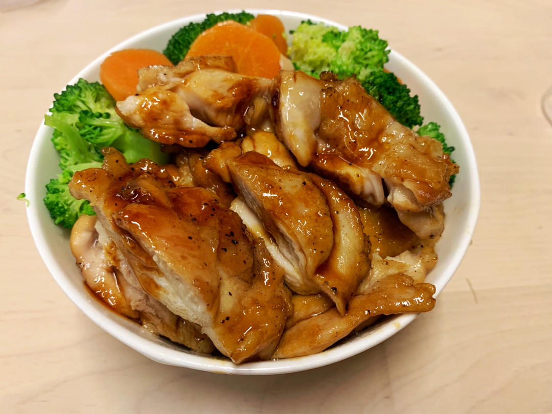 照烧鸡腿饭