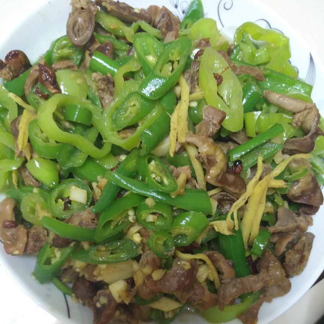 爆炒鸡胗