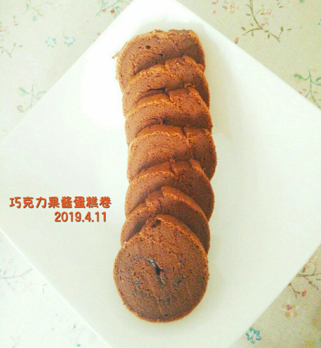 超浓郁卷不裂的巧克力蛋糕卷