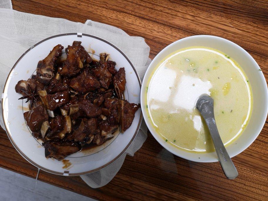 鲫鱼豆腐汤
