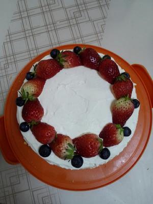 草莓奶油蛋糕的做法 步骤1