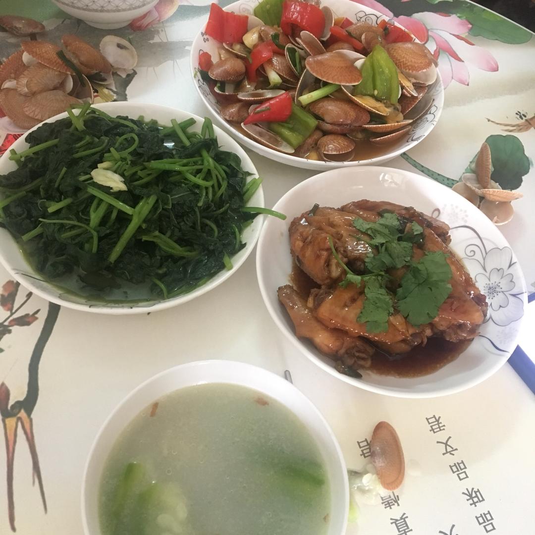 葱炒花蛤