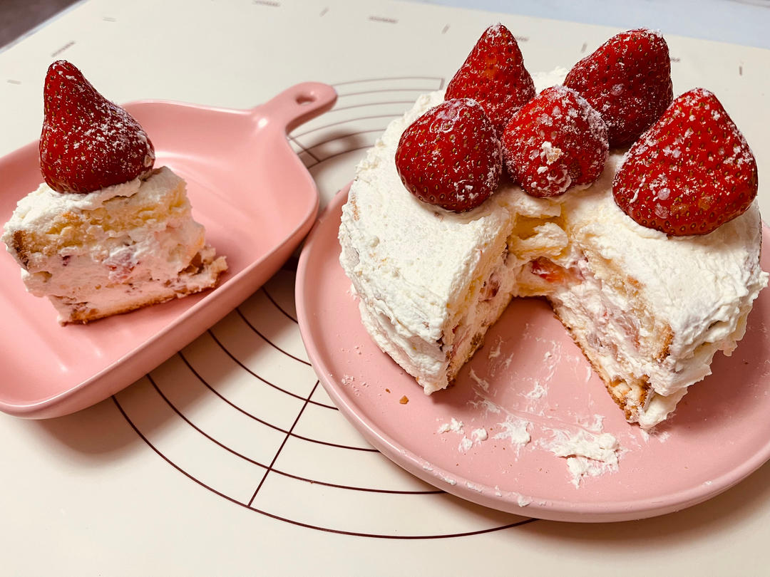 草莓奶油蛋糕